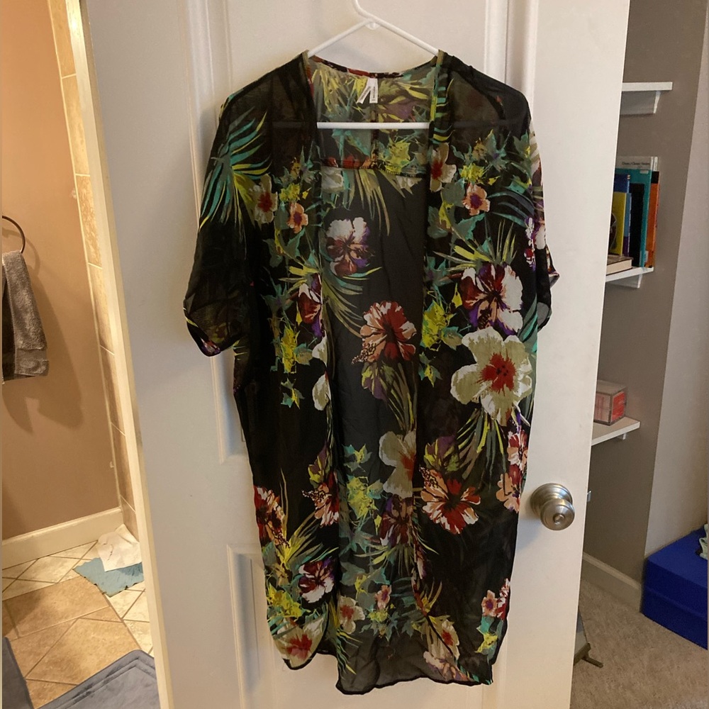 Tropical swimsuit cover up/kimono NWOT